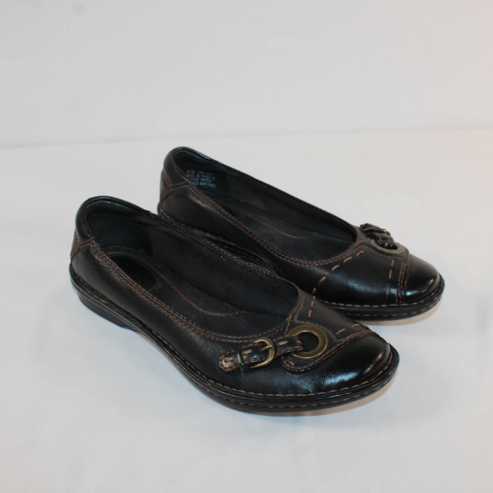 Clark's Bendables Black Leather Women's Flat w/ Buckle SZ 7.5 M